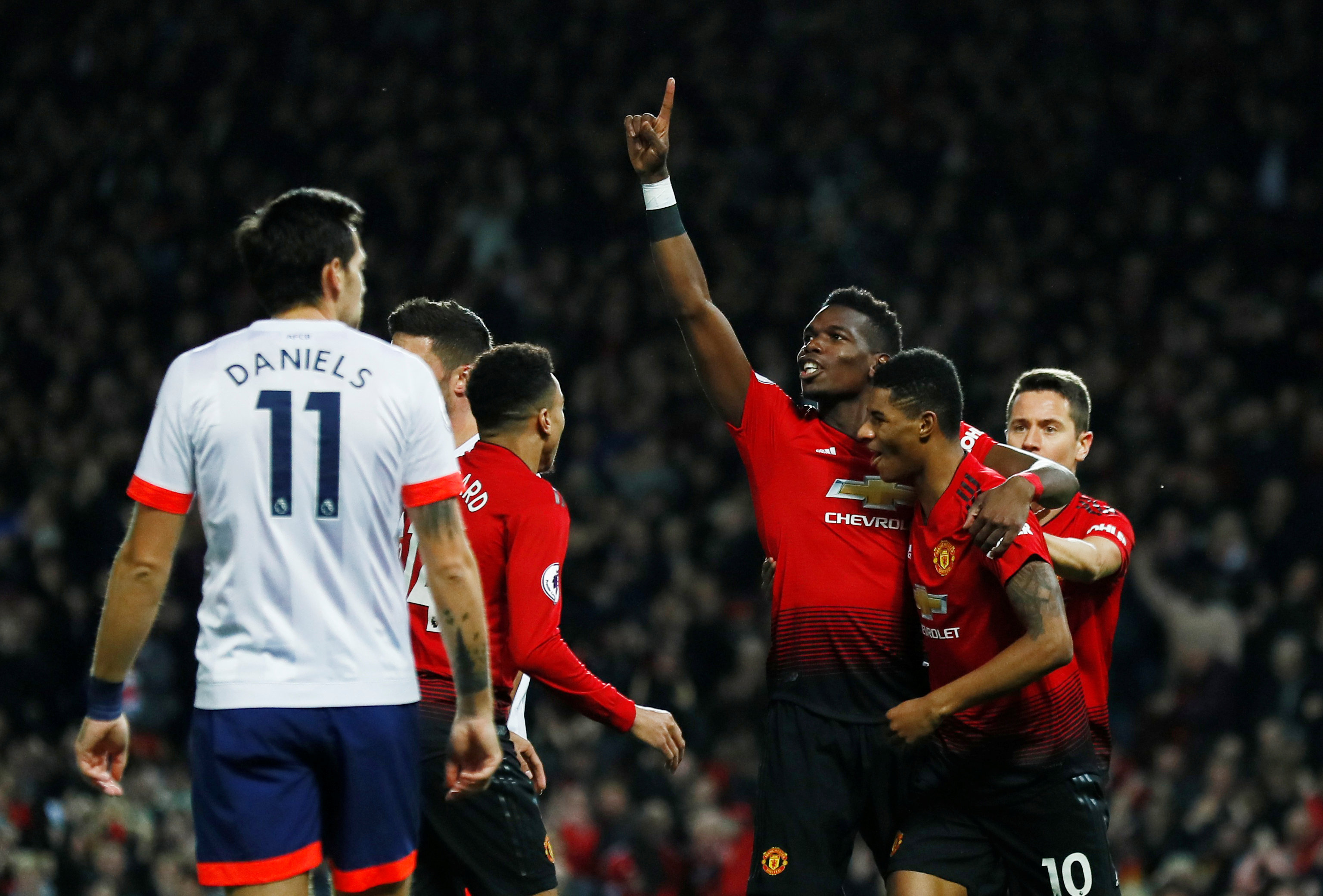 的惊险过关 的惊险过关